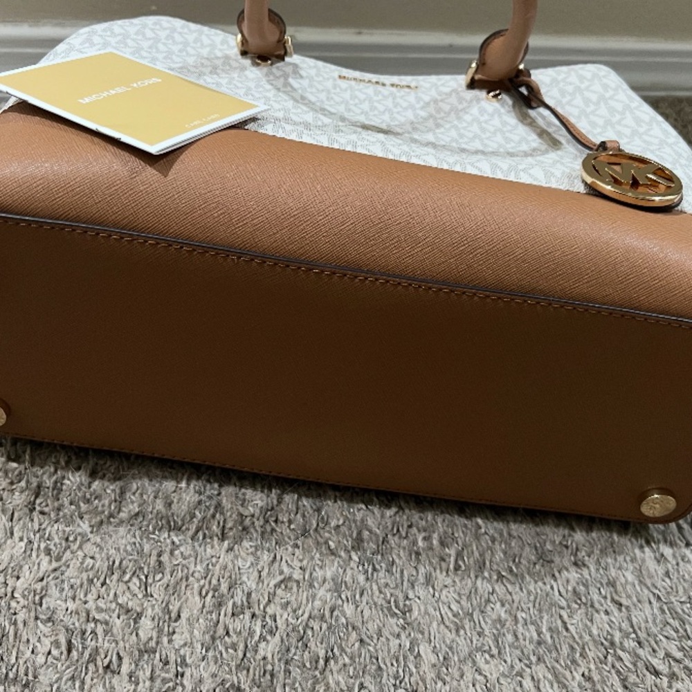 MICHAEL KORS Savanna Satchel Bag NEW - Picture 7 of 13